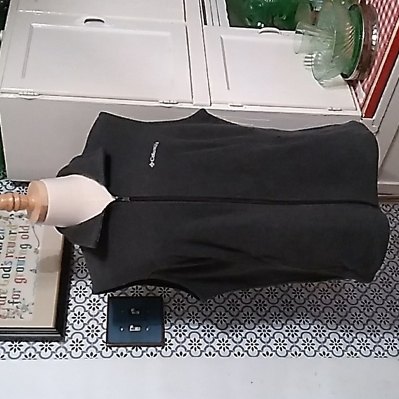 Columbia gray XL vest - Picture 1 of 3